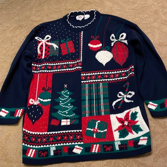 Sweaters - Vintage Christmas sweater. Labeled a size large